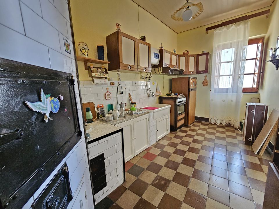 Hus i byn i Collesano, Palermo - foto 3